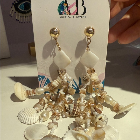 America & Beyond Beach Vide Shell Earring Chic Shell Dangle Earrings - Picture 4 of 8